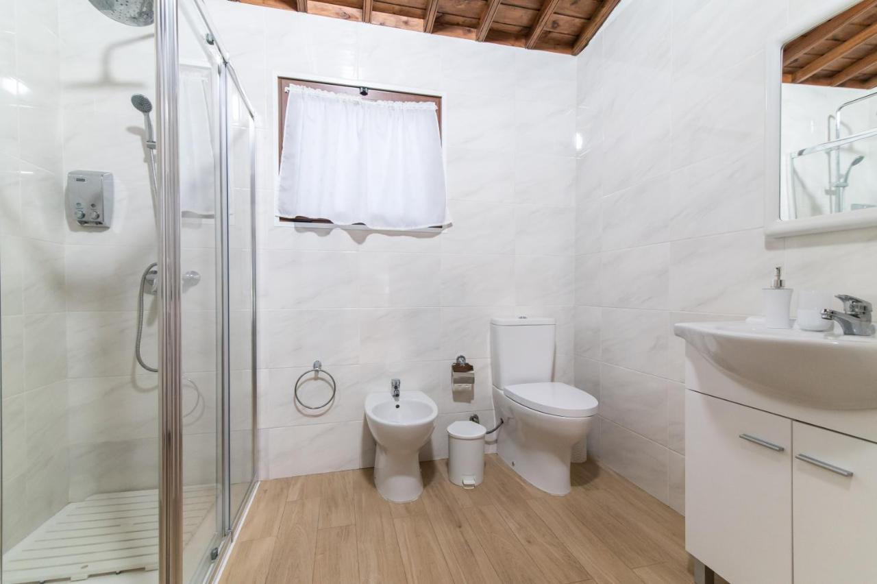 Casa Do Pinheiro With Shared Swimming Pool Villa Sao Vicente Ferreira Exterior photo